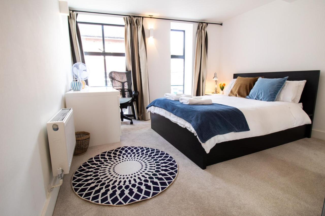 The New52 Oxford By 360Stays - Bespoke 2 Bed Luxury Apartment In The Heart Of Oxford City Centre With Parking Buitenkant foto