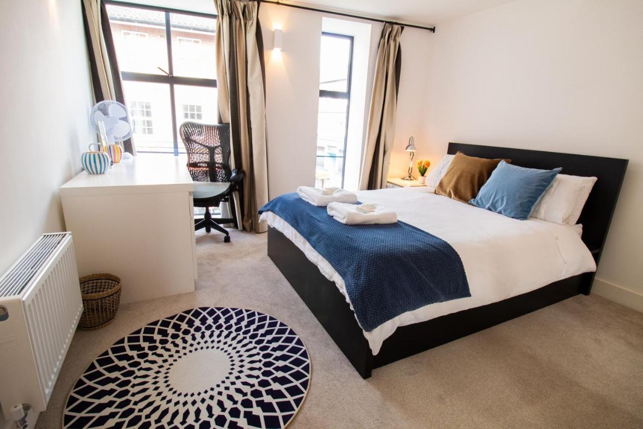The New52 Oxford By 360Stays - Bespoke 2 Bed Luxury Apartment In The Heart Of Oxford City Centre With Parking Buitenkant foto